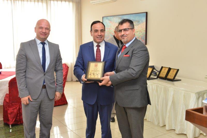 Madar Al-Saa Images 0.7404703043253464