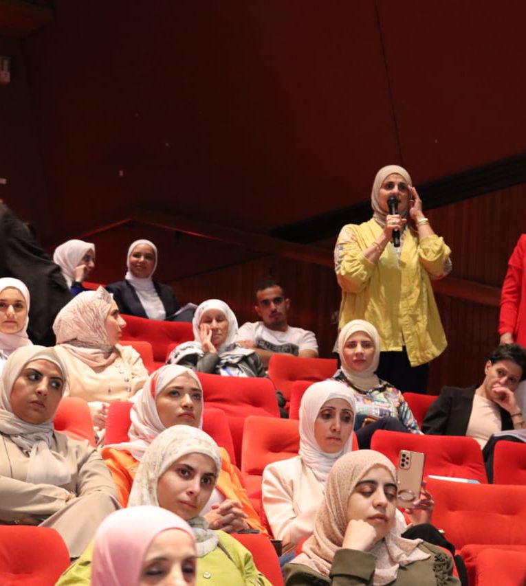 Madar Al-Saa Images 0.9802668908144678