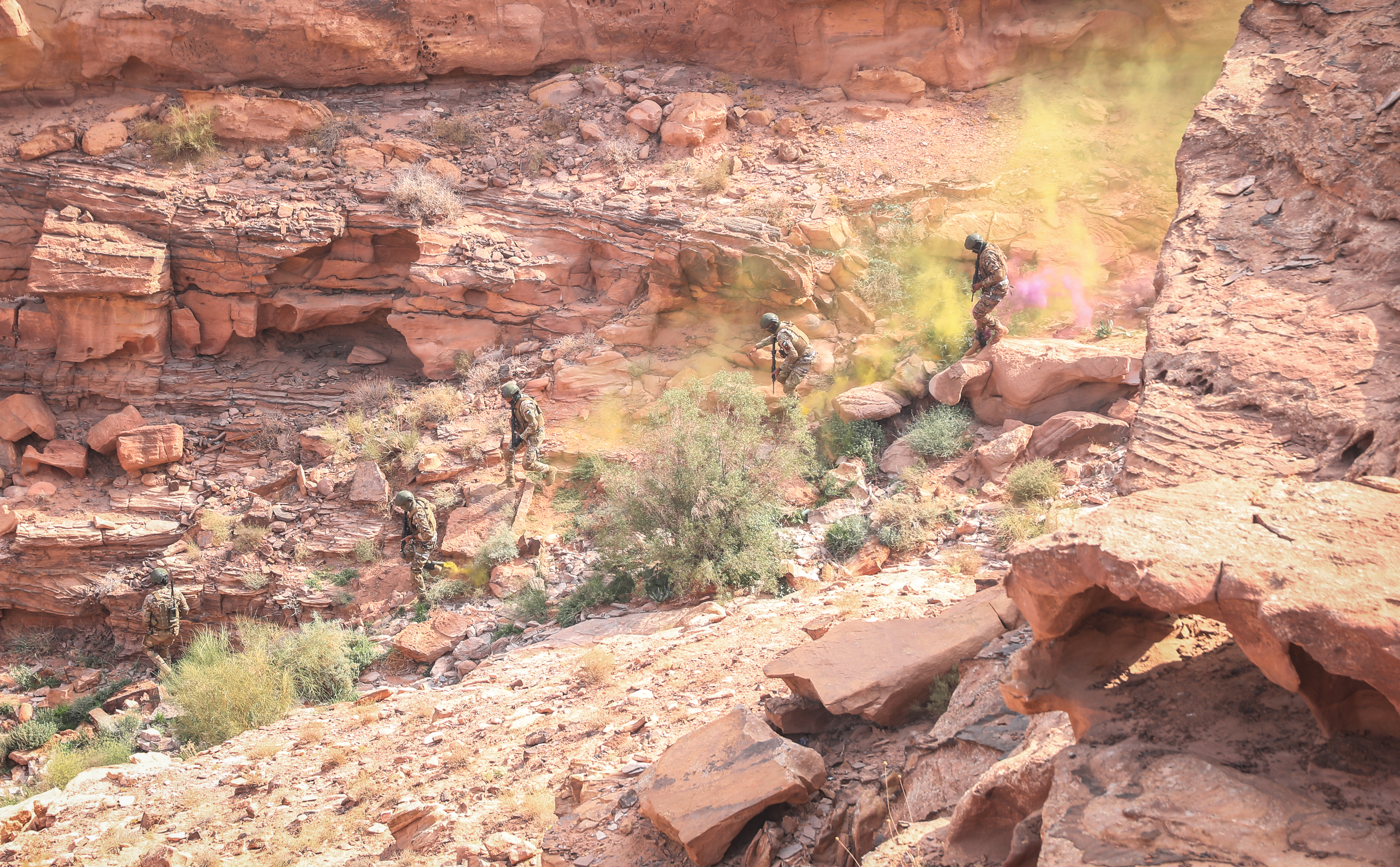 Madar Al-Saa Images 0.41016828410210326