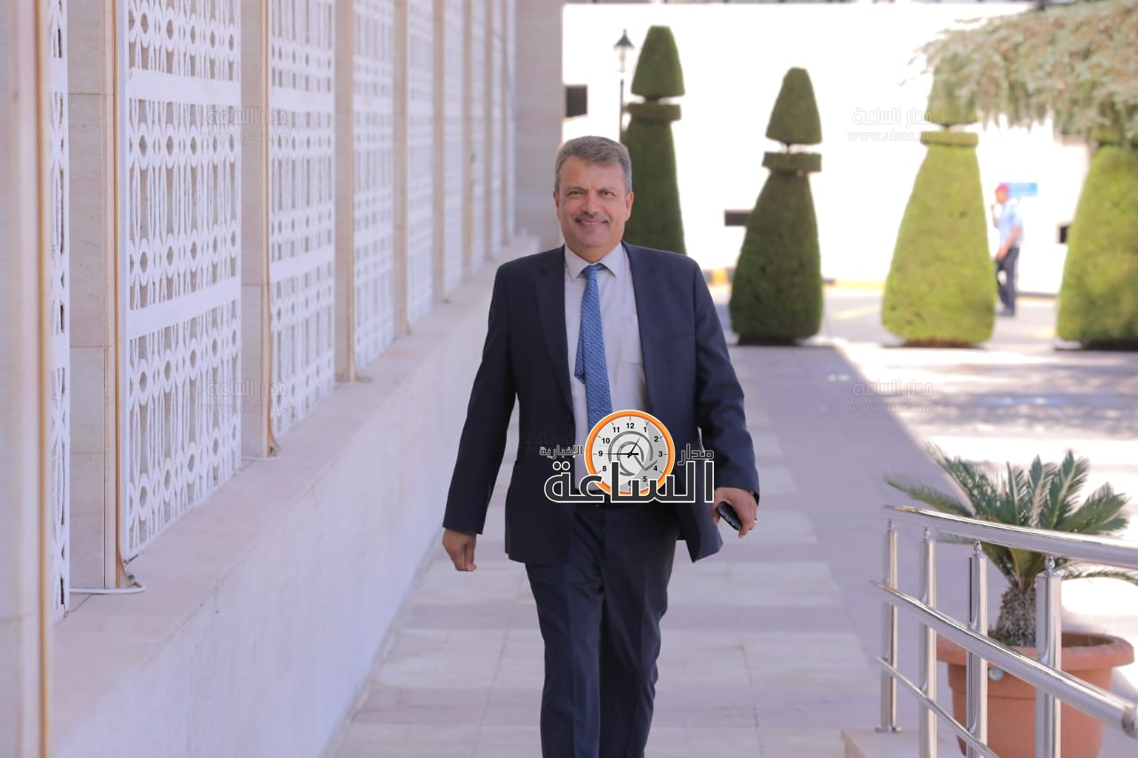 Madar Al-Saa Images 0.4227999066615711