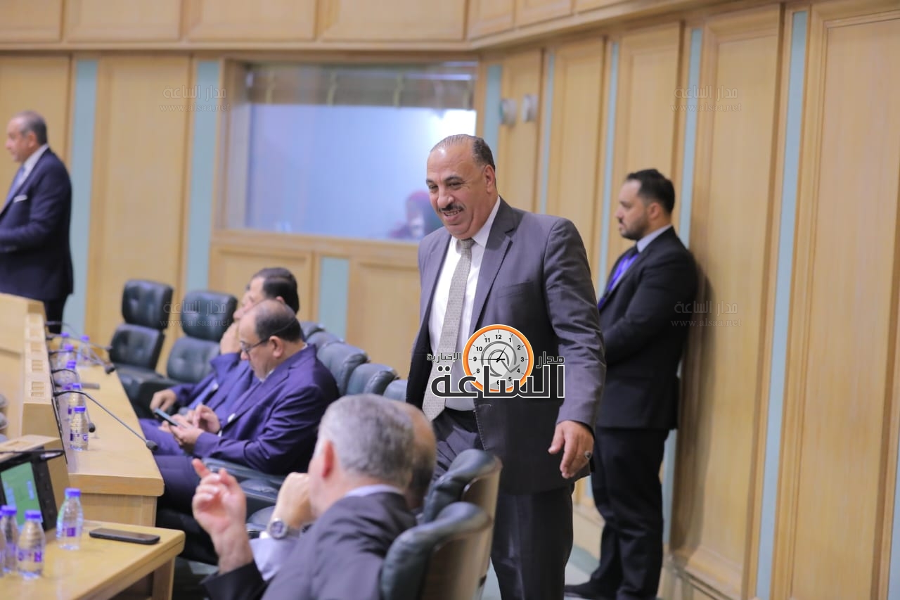 Madar Al-Saa Images 0.4590325679816354