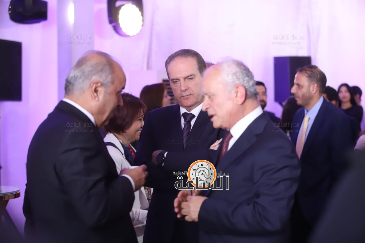 Madar Al-Saa Images 0.8228413261985221