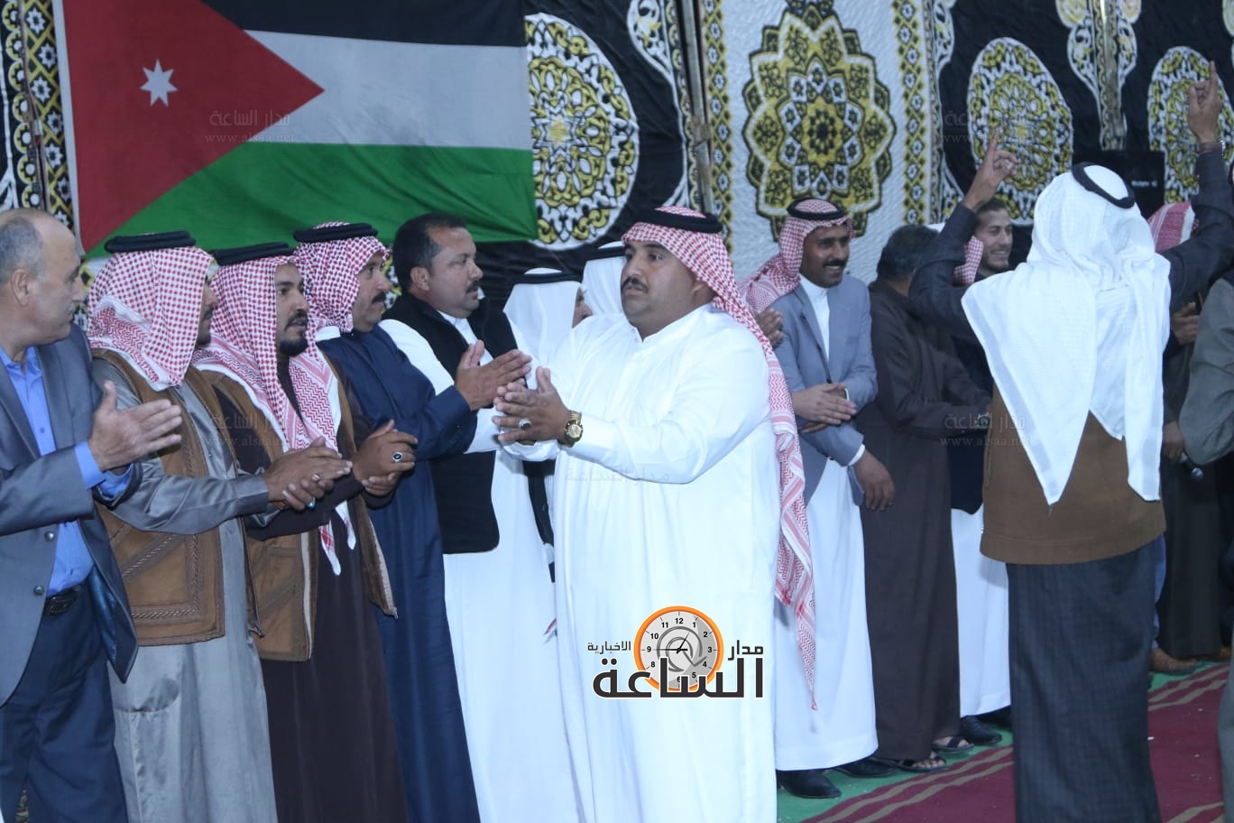 Madar Al-Saa Images 0.5783904118360791