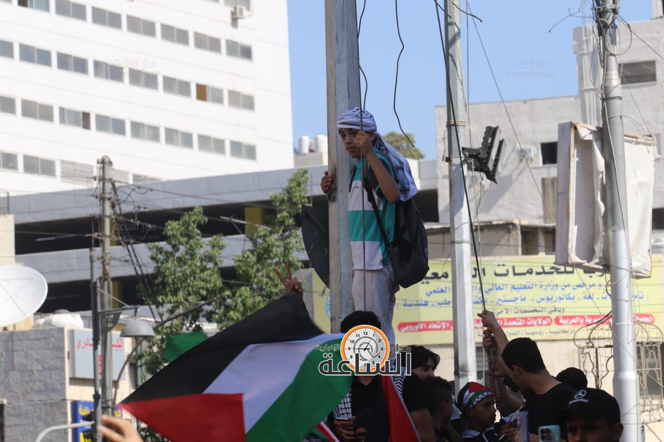 Madar Al-Saa Images 0.04716256420409426