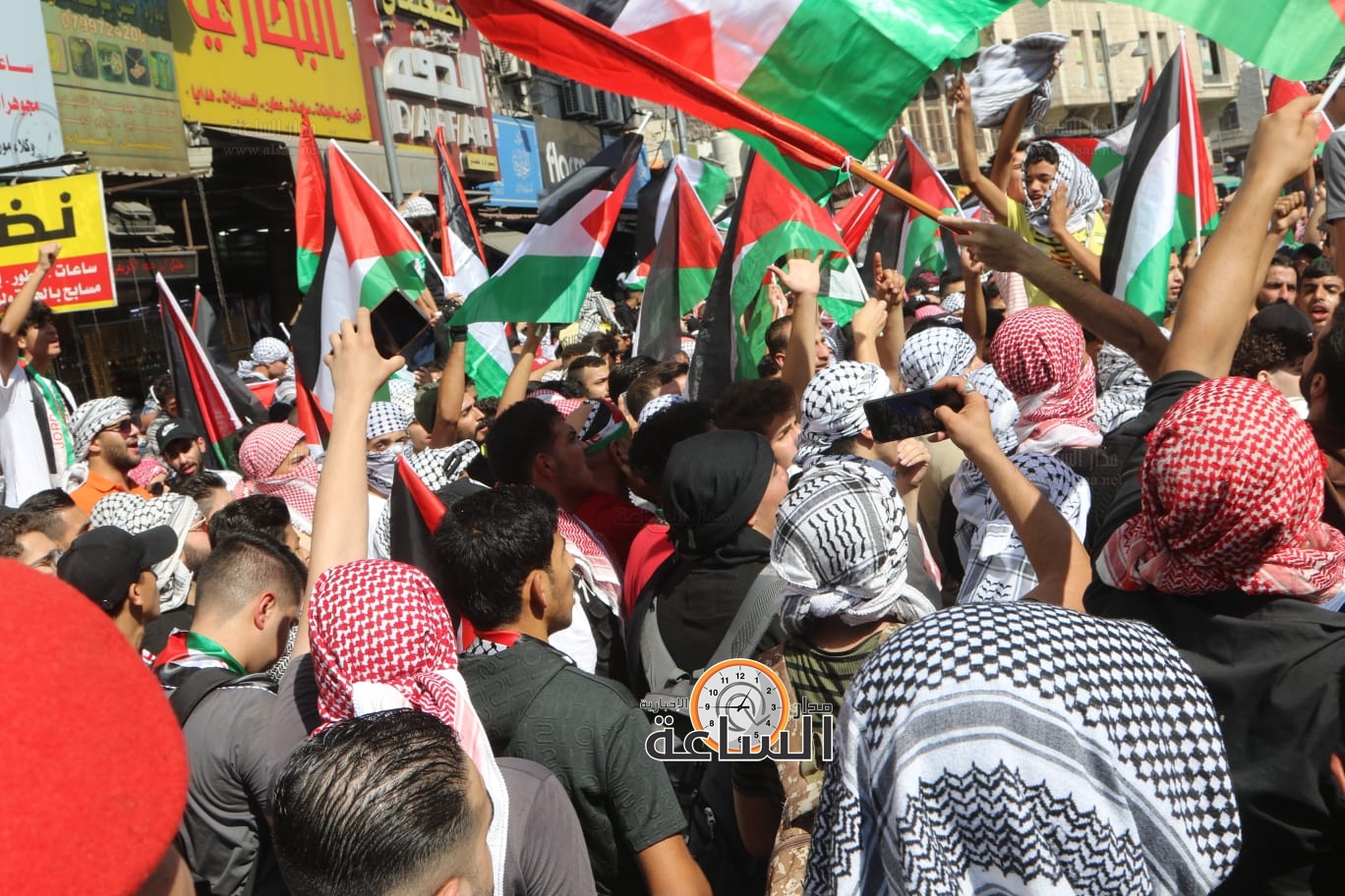 Madar Al-Saa Images 0.049921160353087135