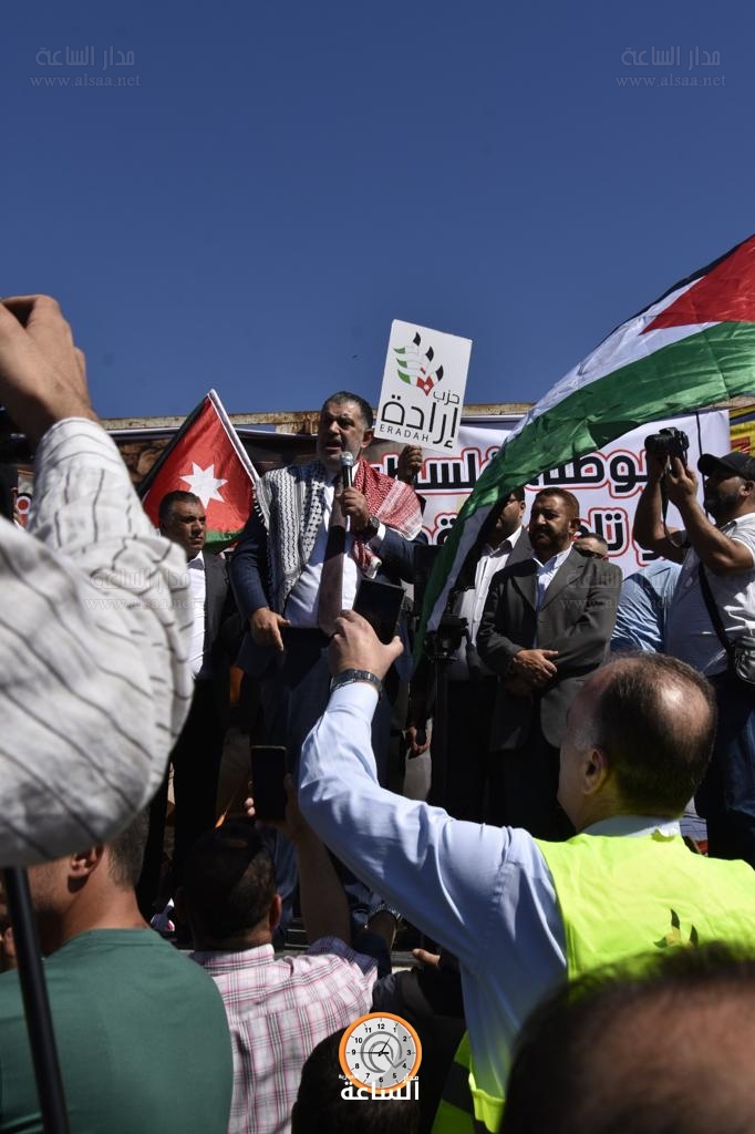 Madar Al-Saa Images 0.947154357327439