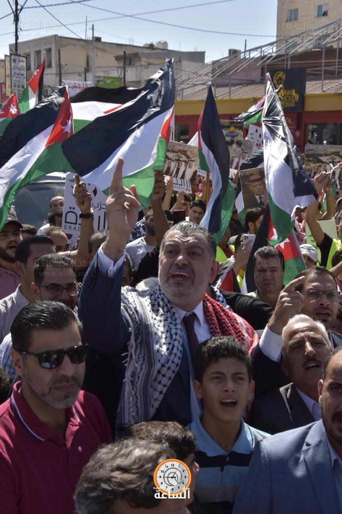 Madar Al-Saa Images 0.7869223407862196