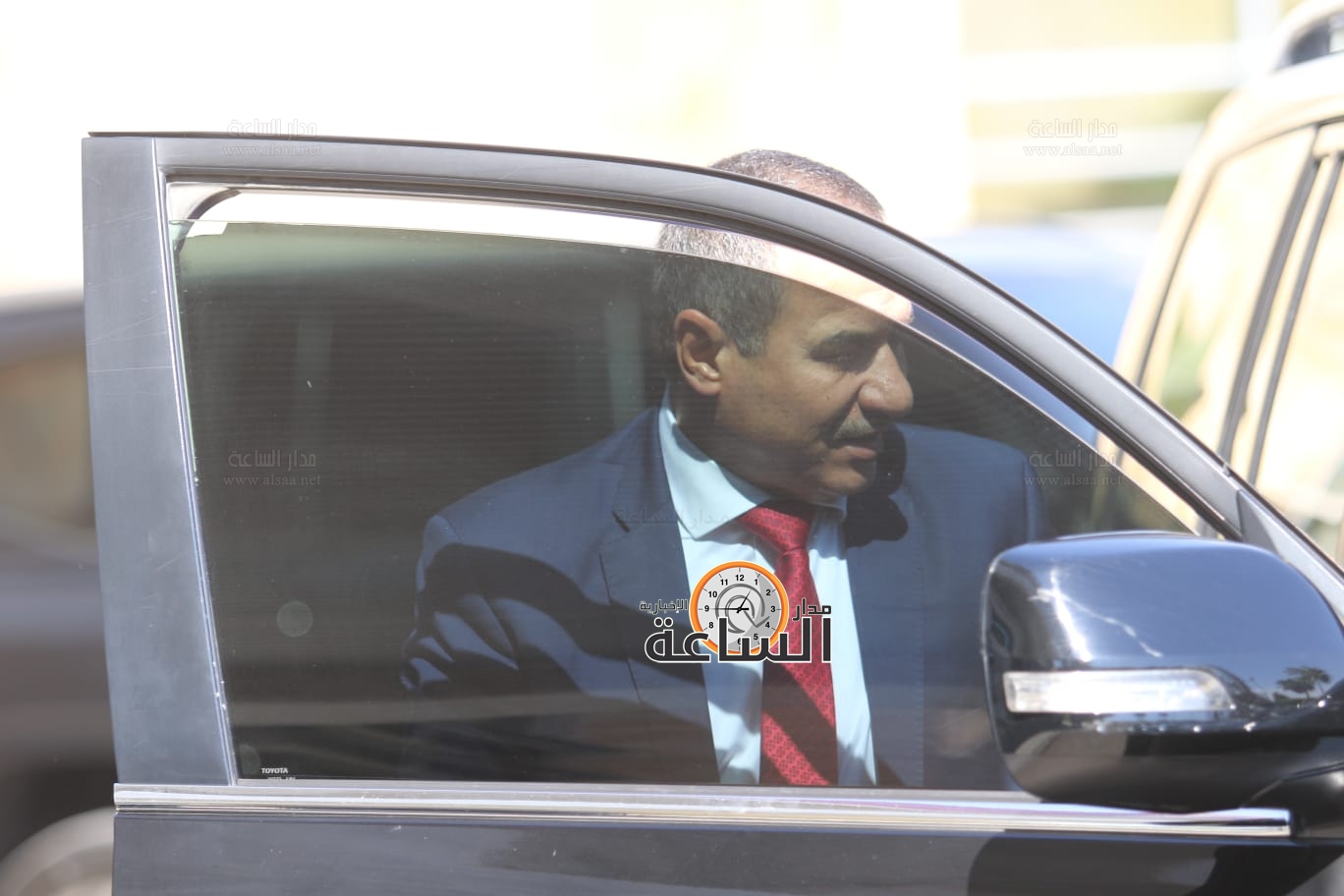 Madar Al-Saa Images 0.22593151311431026