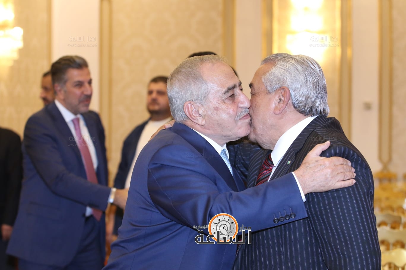 Madar Al-Saa Images 0.22025683053989153