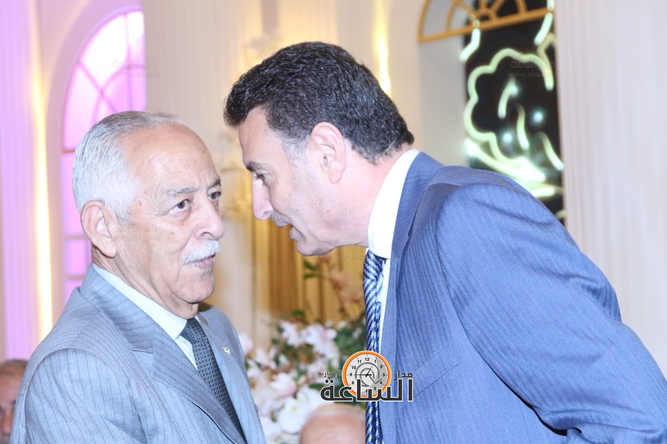 Madar Al-Saa Images 0.8887737135221692