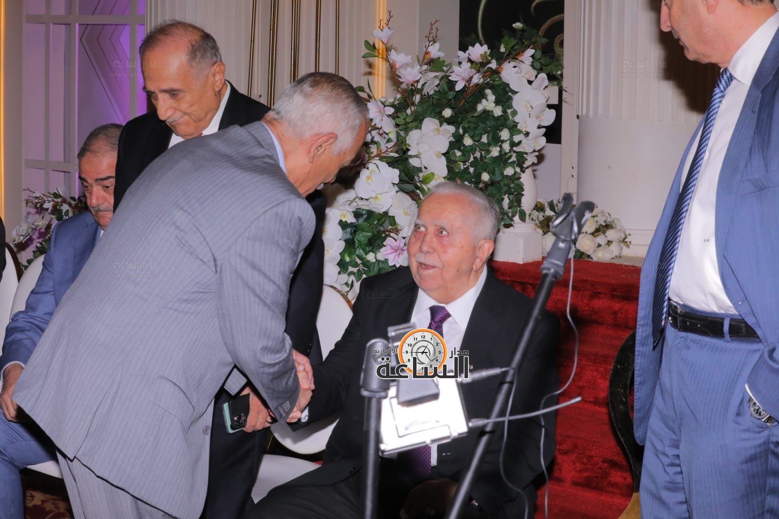 Madar Al-Saa Images 0.8621928641285599