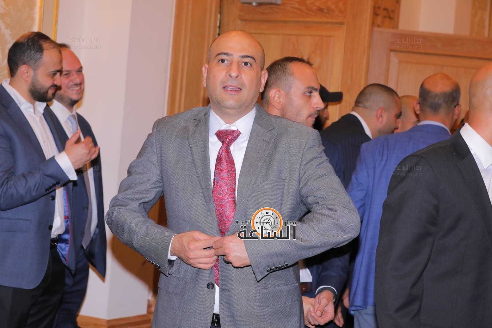 Madar Al-Saa Images 0.7530359466063199