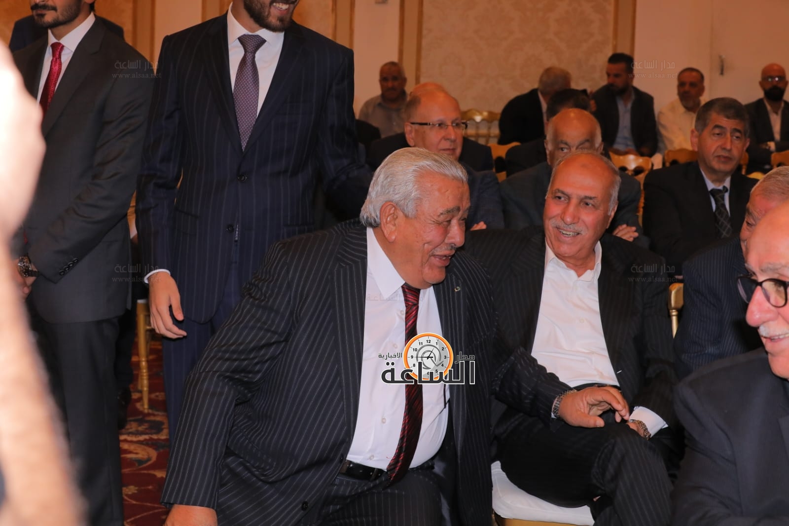 Madar Al-Saa Images 0.49913475437494736