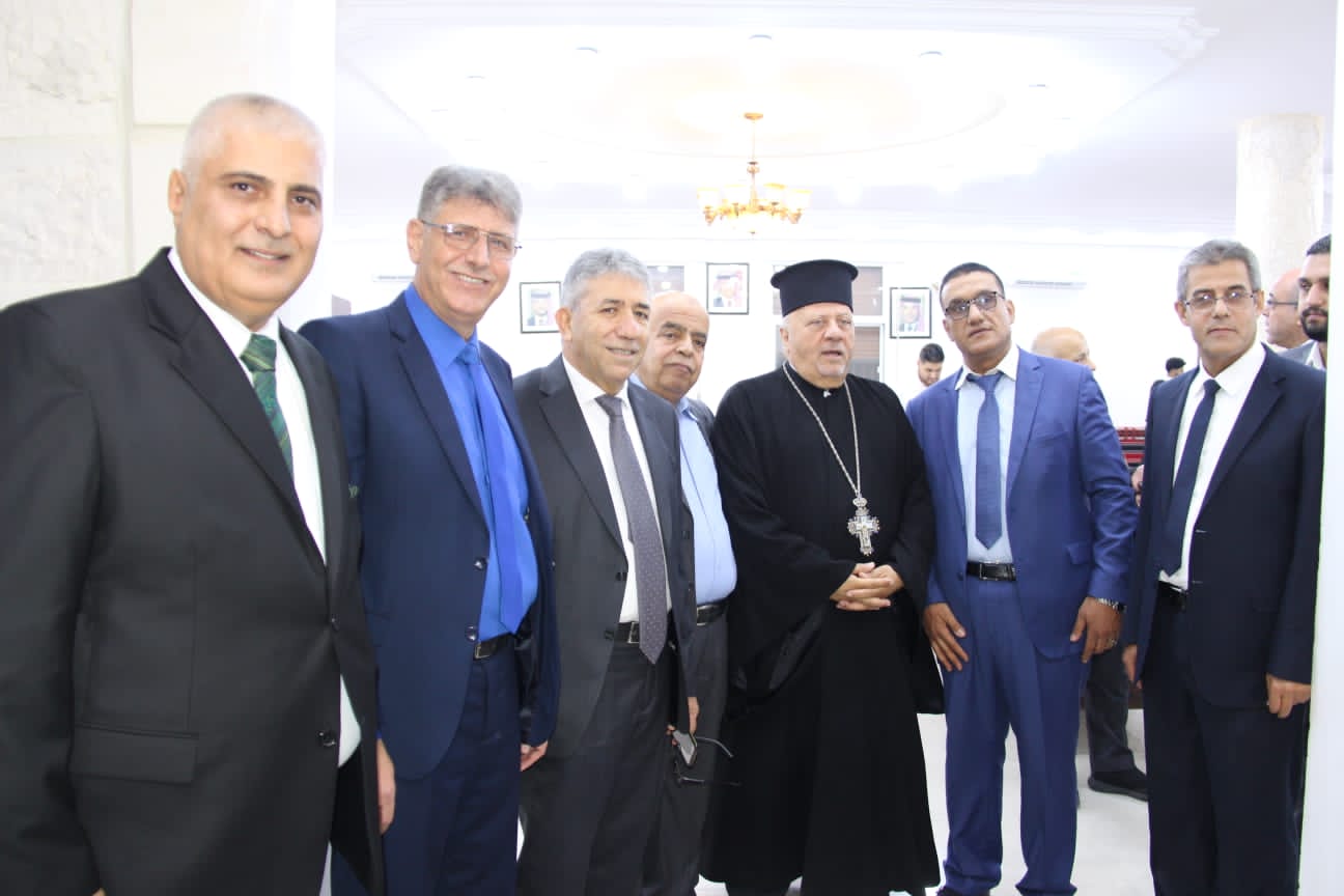 Madar Al-Saa Images 0.9579329793503262