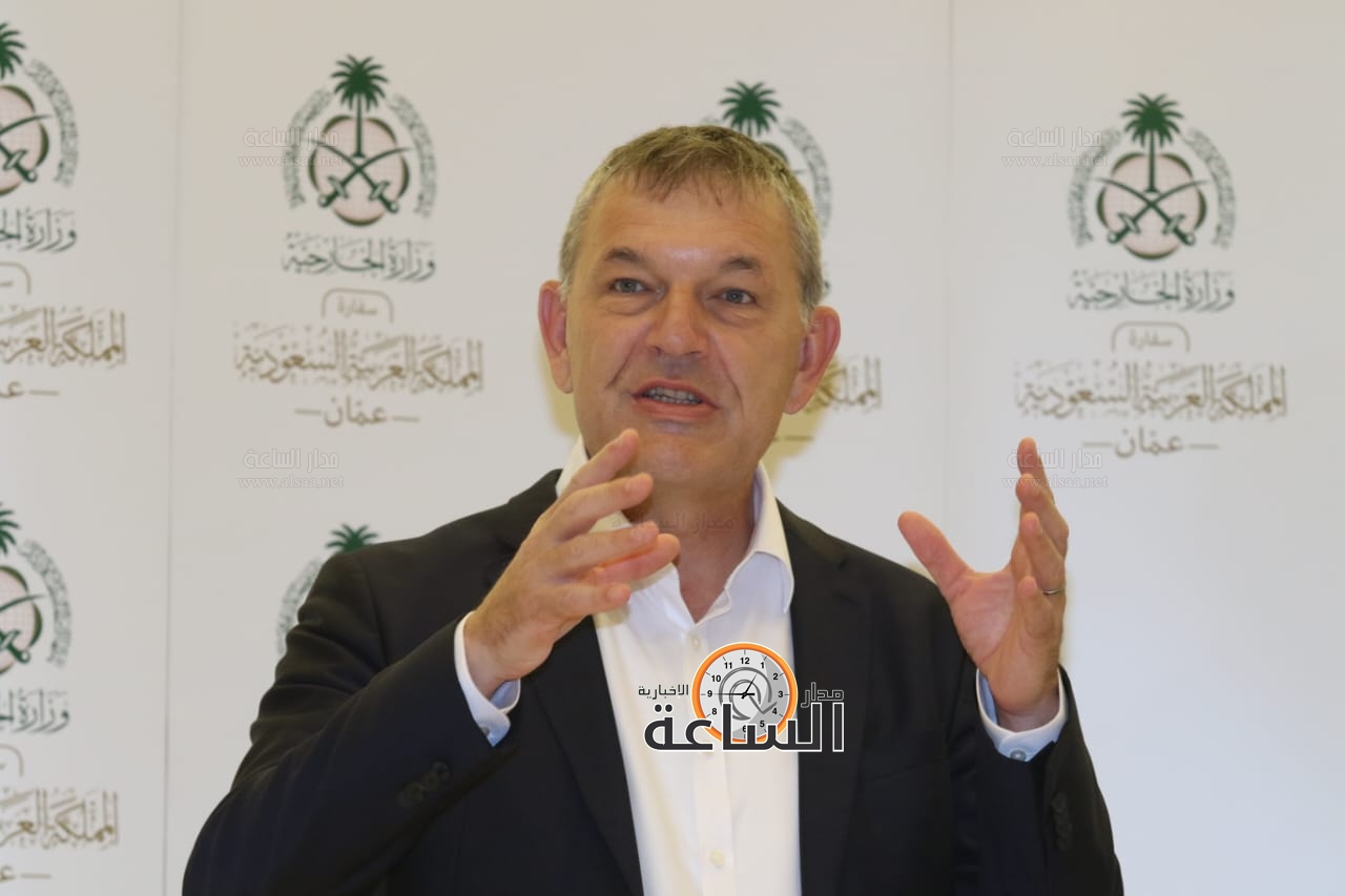 Madar Al-Saa Images 0.0393992342124011