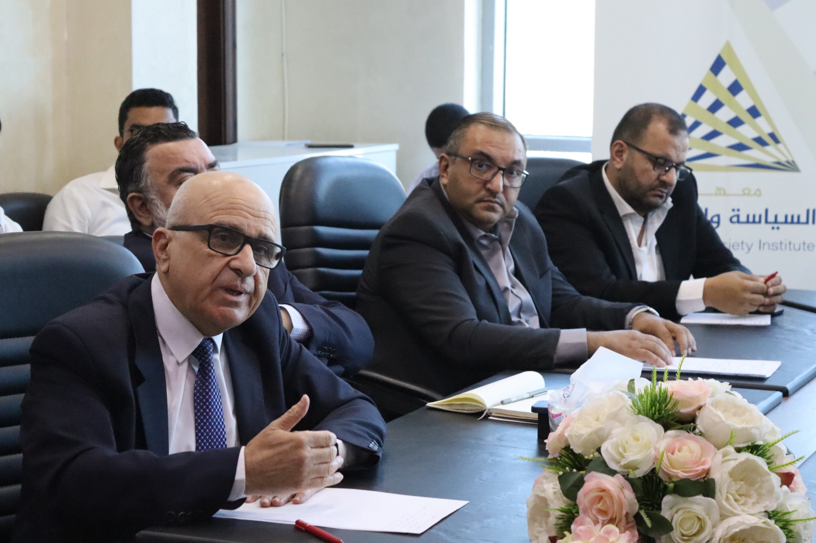 Madar Al-Saa Images 0.6370593080237901