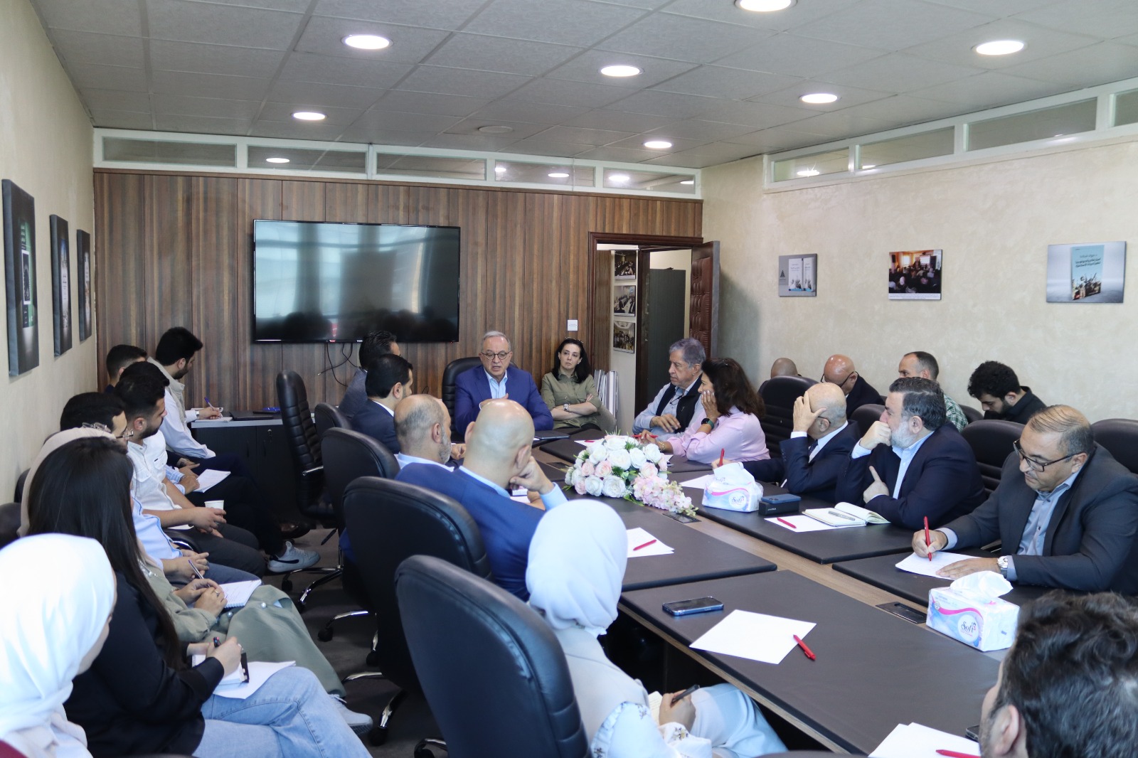 Madar Al-Saa Images 0.7877669907342921