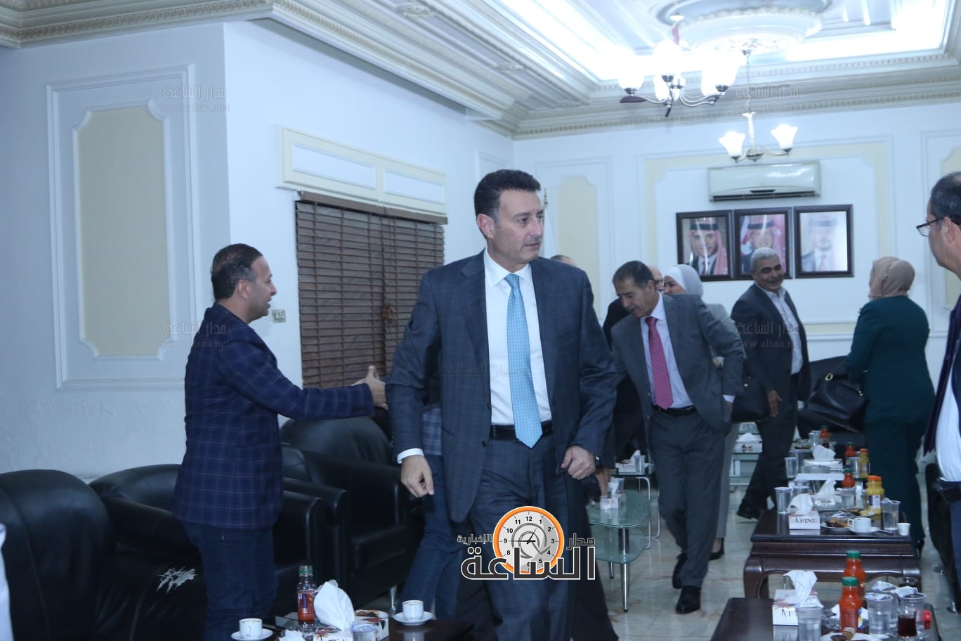 Madar Al-Saa Images 0.8968824141504084