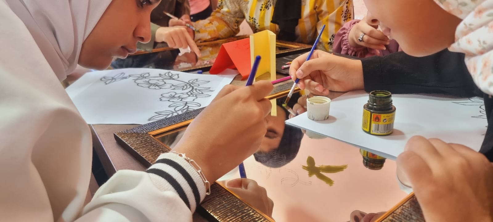 Madar Al-Saa Images 0.6457456380925848