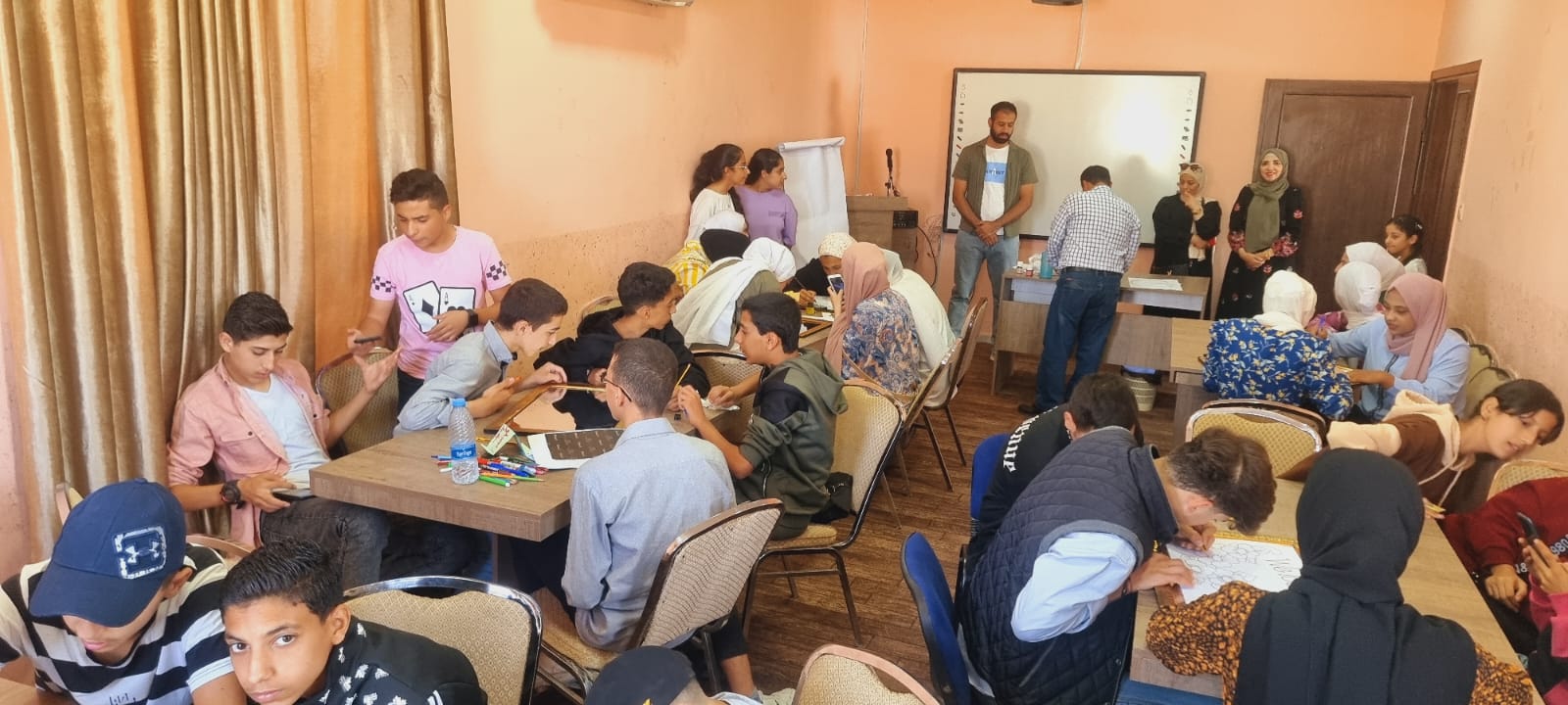 Madar Al-Saa Images 0.6261638125192526