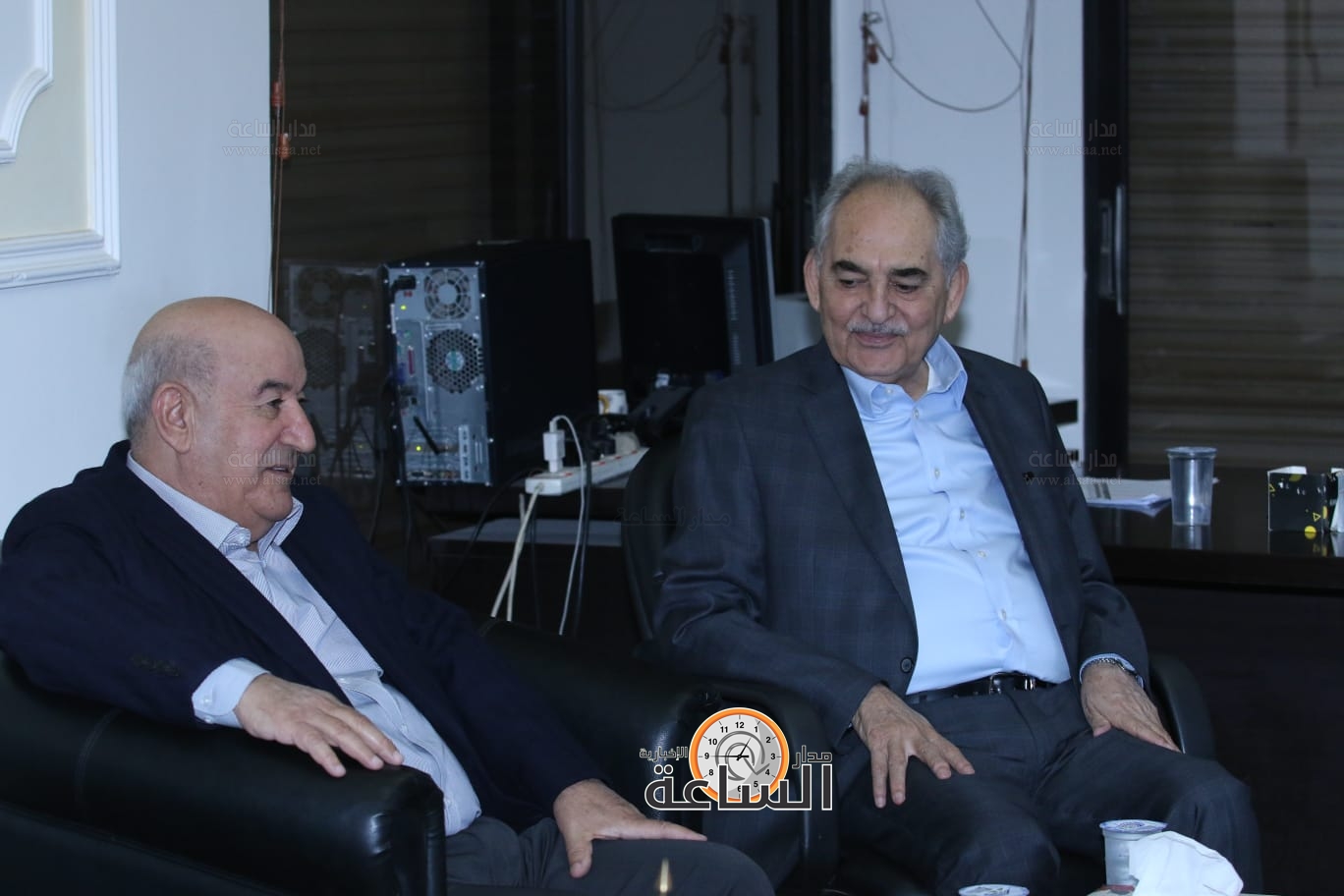 Madar Al-Saa Images 0.988425853208927