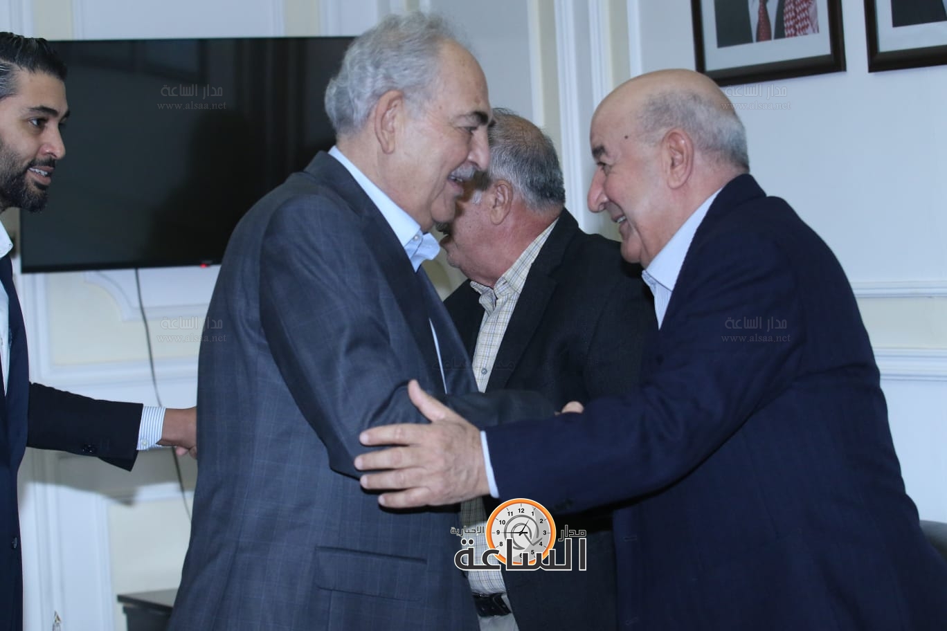 Madar Al-Saa Images 0.7217631015732187