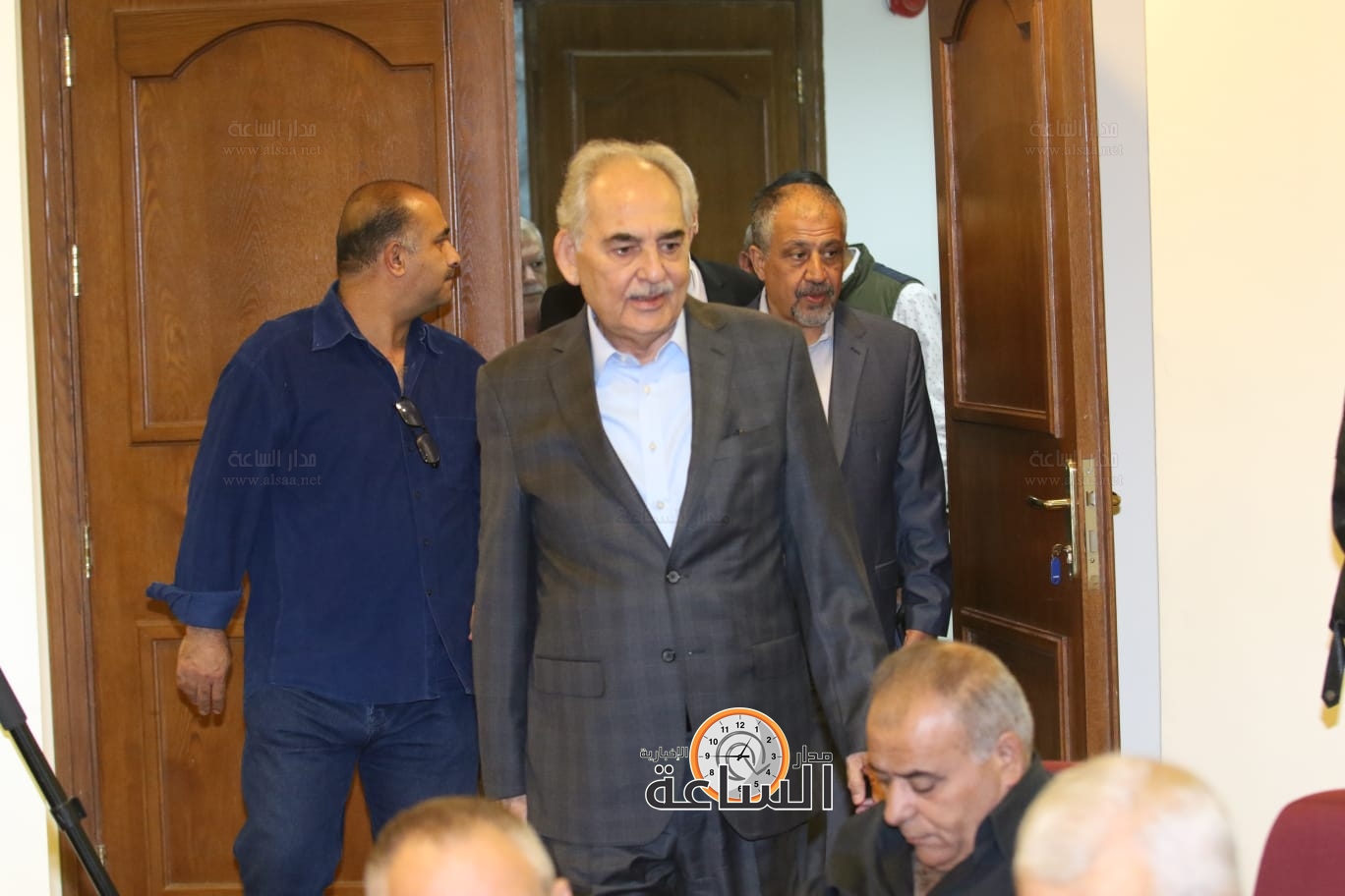 Madar Al-Saa Images 0.6424260509897242