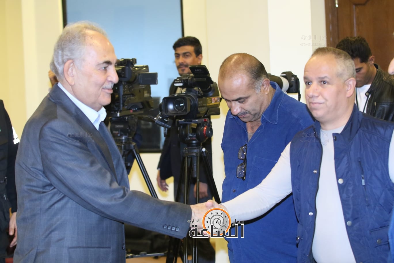 Madar Al-Saa Images 0.2646665062476219