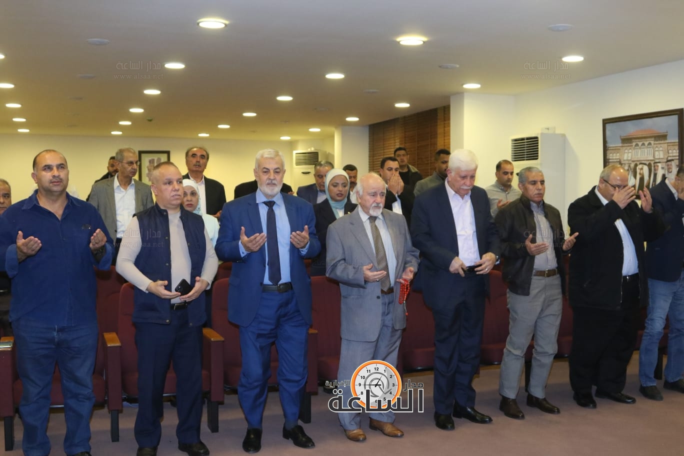 Madar Al-Saa Images 0.295858812959763