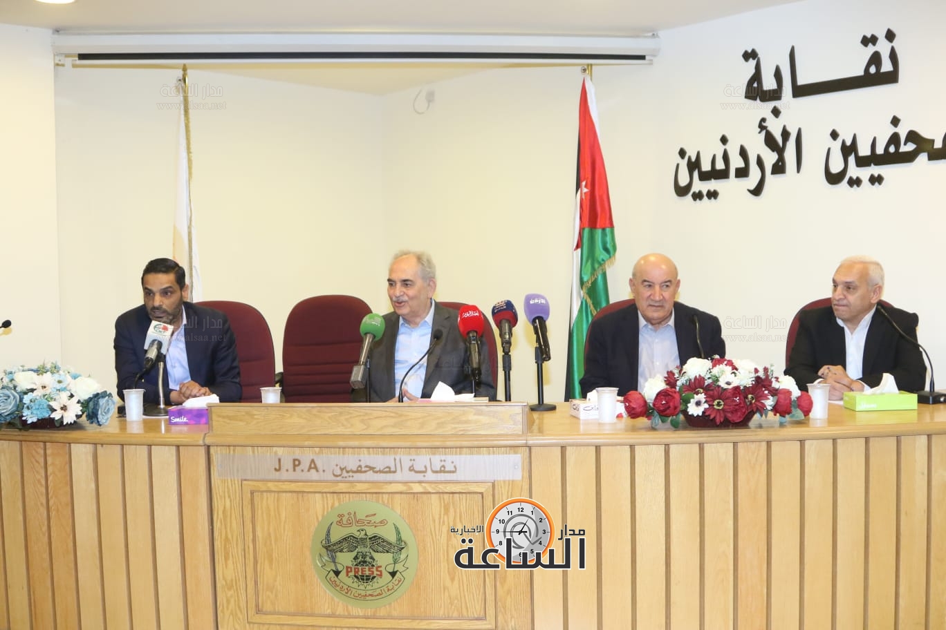 Madar Al-Saa Images 0.7226641503140399