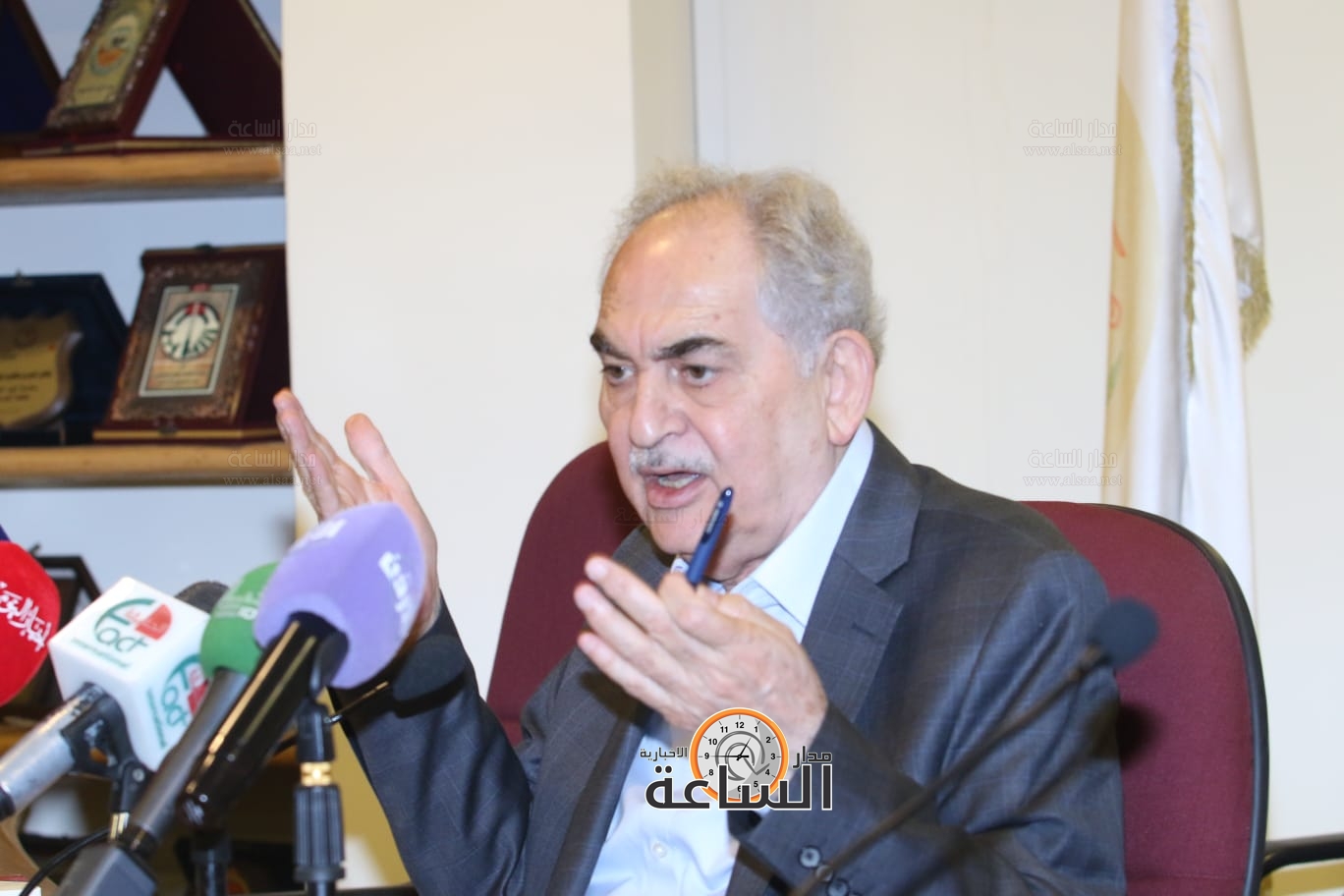 Madar Al-Saa Images 0.8070816038448481