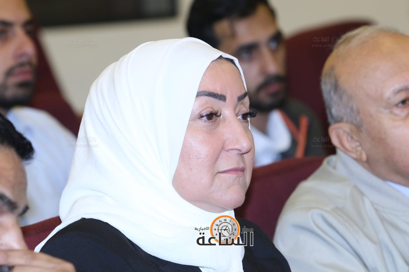 Madar Al-Saa Images 0.250348365580767