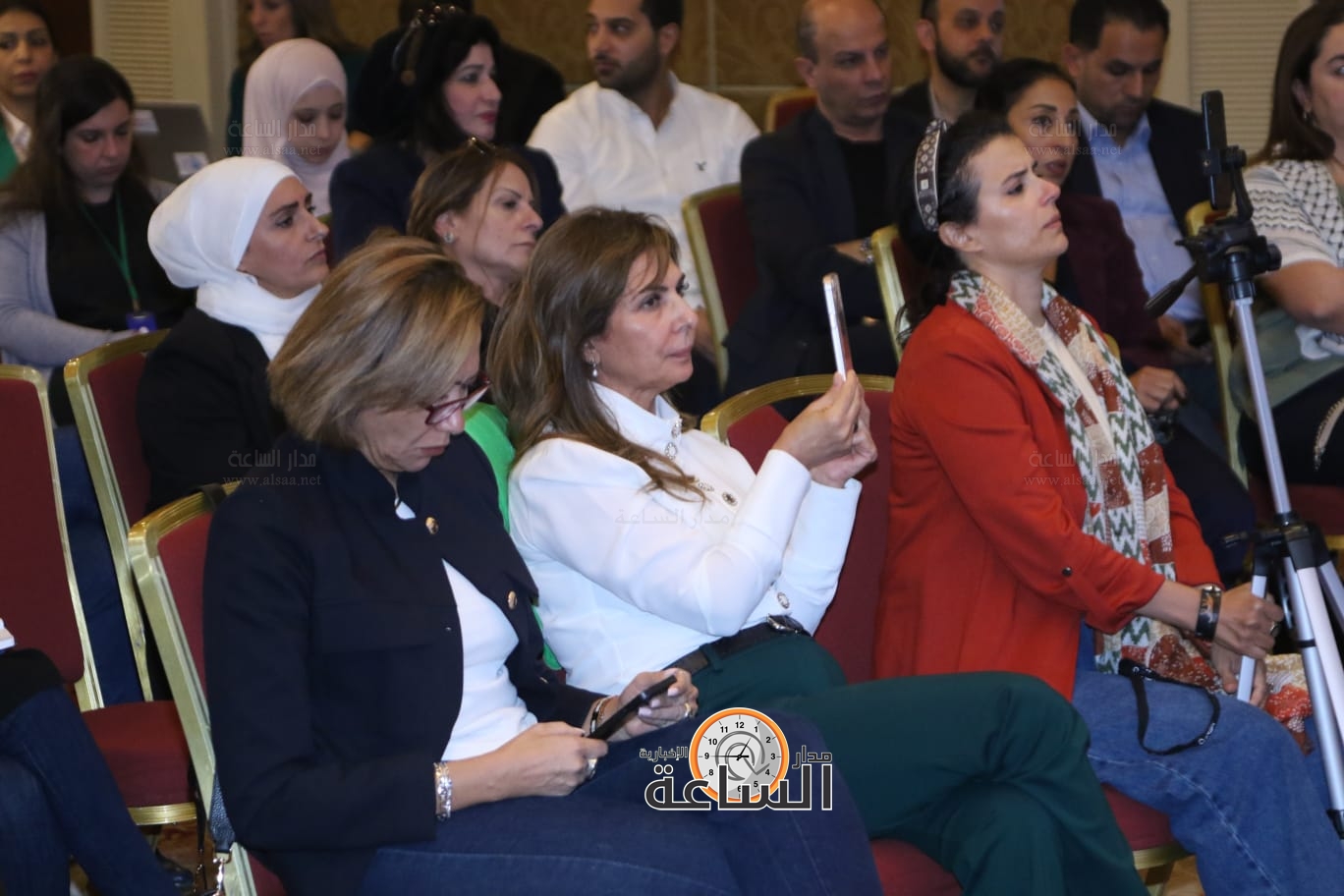 Madar Al-Saa Images 0.8612628147184855