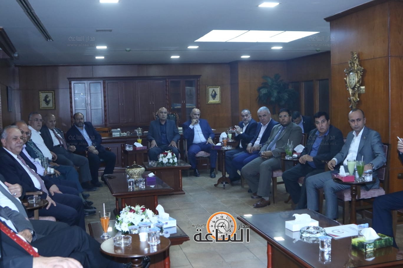 Madar Al-Saa Images 0.6969467269200367