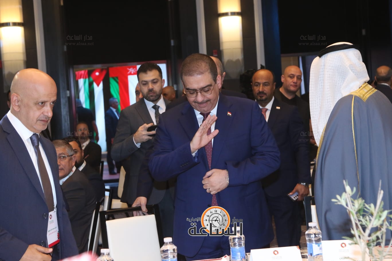 Madar Al-Saa Images 0.17079412791657145