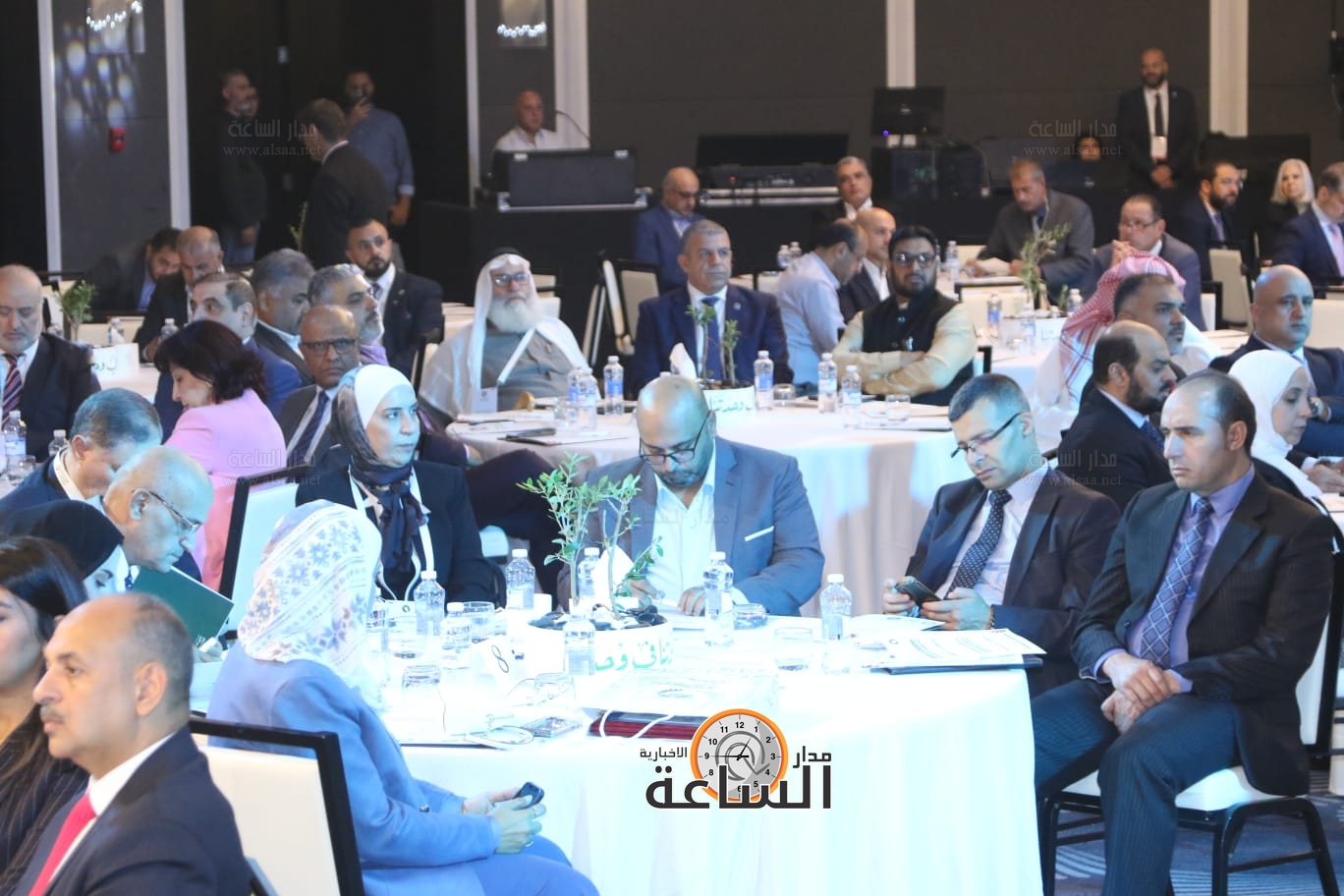 Madar Al-Saa Images 0.7102050457190143