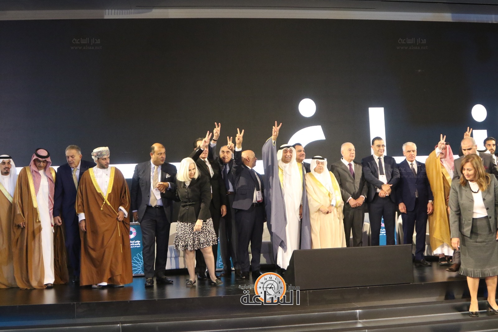 Madar Al-Saa Images 0.7433161954724941