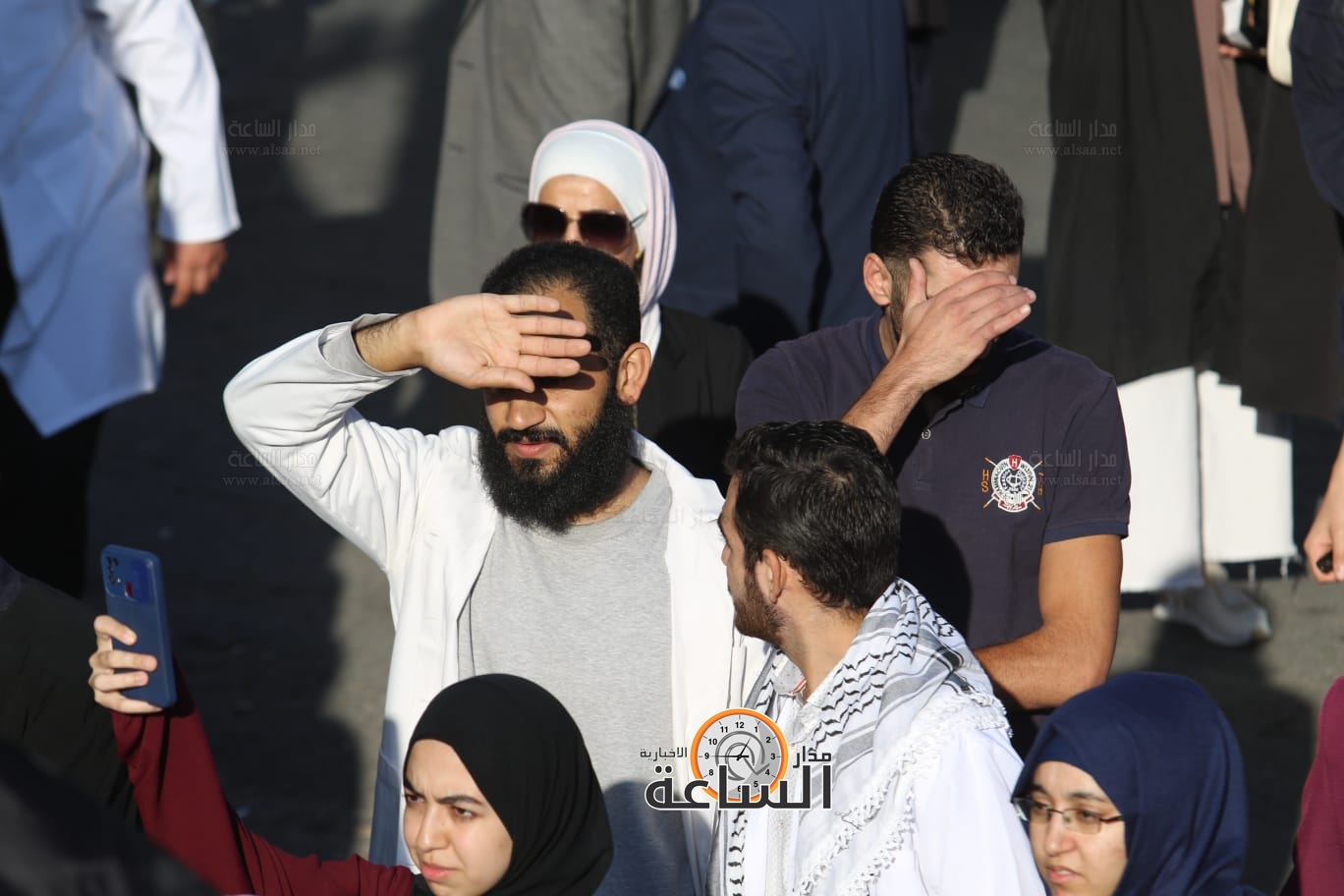 Madar Al-Saa Images 0.2455492224433211