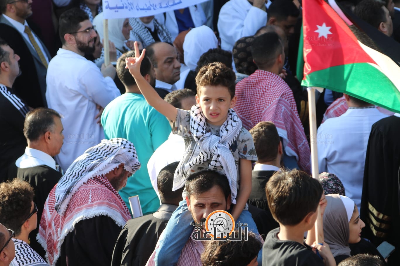 Madar Al-Saa Images 0.08836146084411634