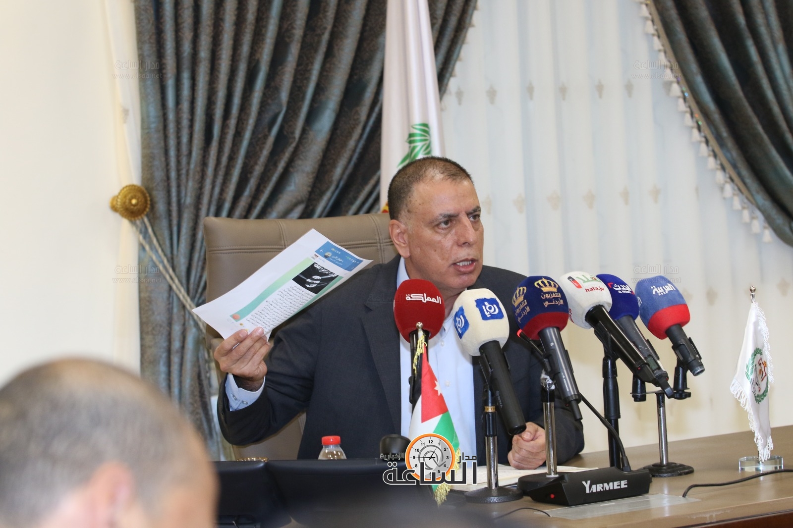 Madar Al-Saa Images 0.0006484309840342206