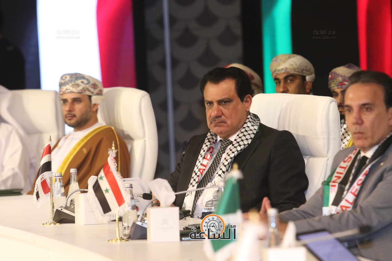 Madar Al-Saa Images 0.12142619614335781