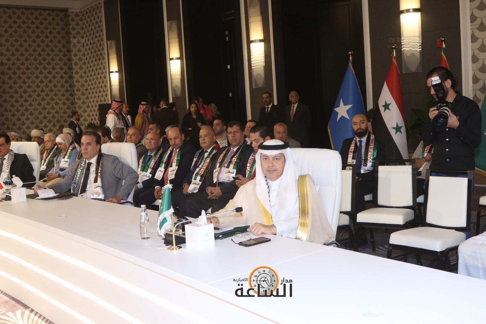 Madar Al-Saa Images 0.8499214685821883