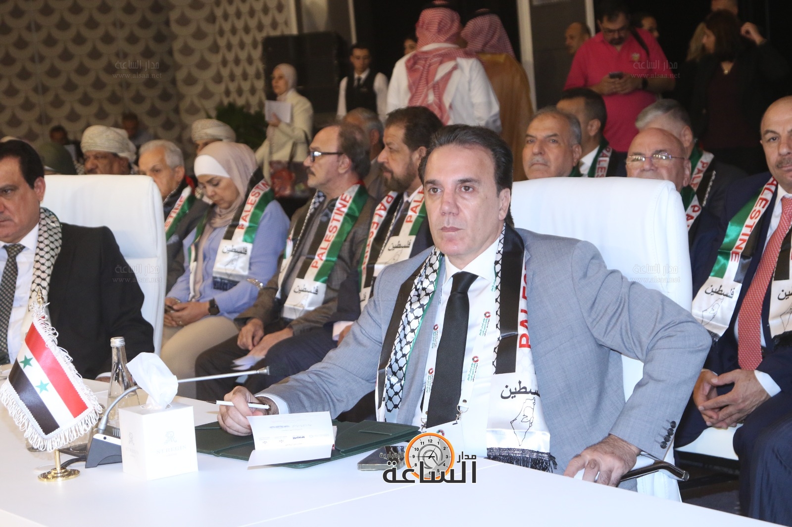 Madar Al-Saa Images 0.5319135199157532