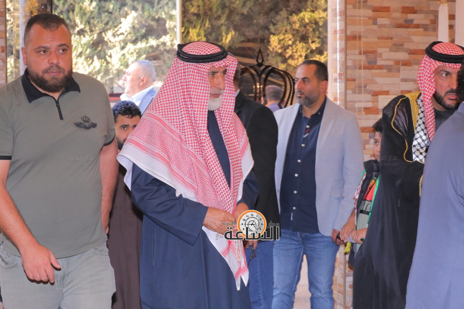 Madar Al-Saa Images 0.7476957340555621