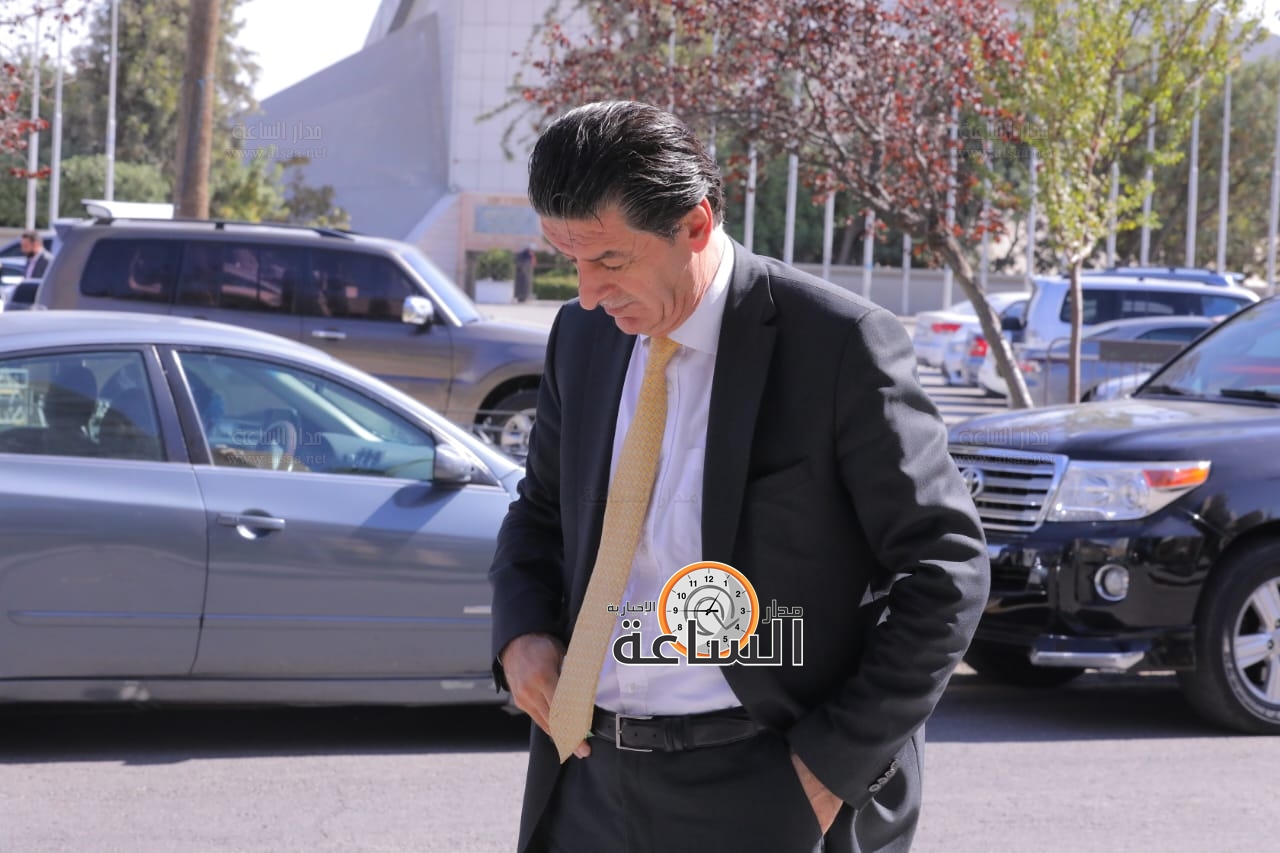 Madar Al-Saa Images 0.3895649023411787