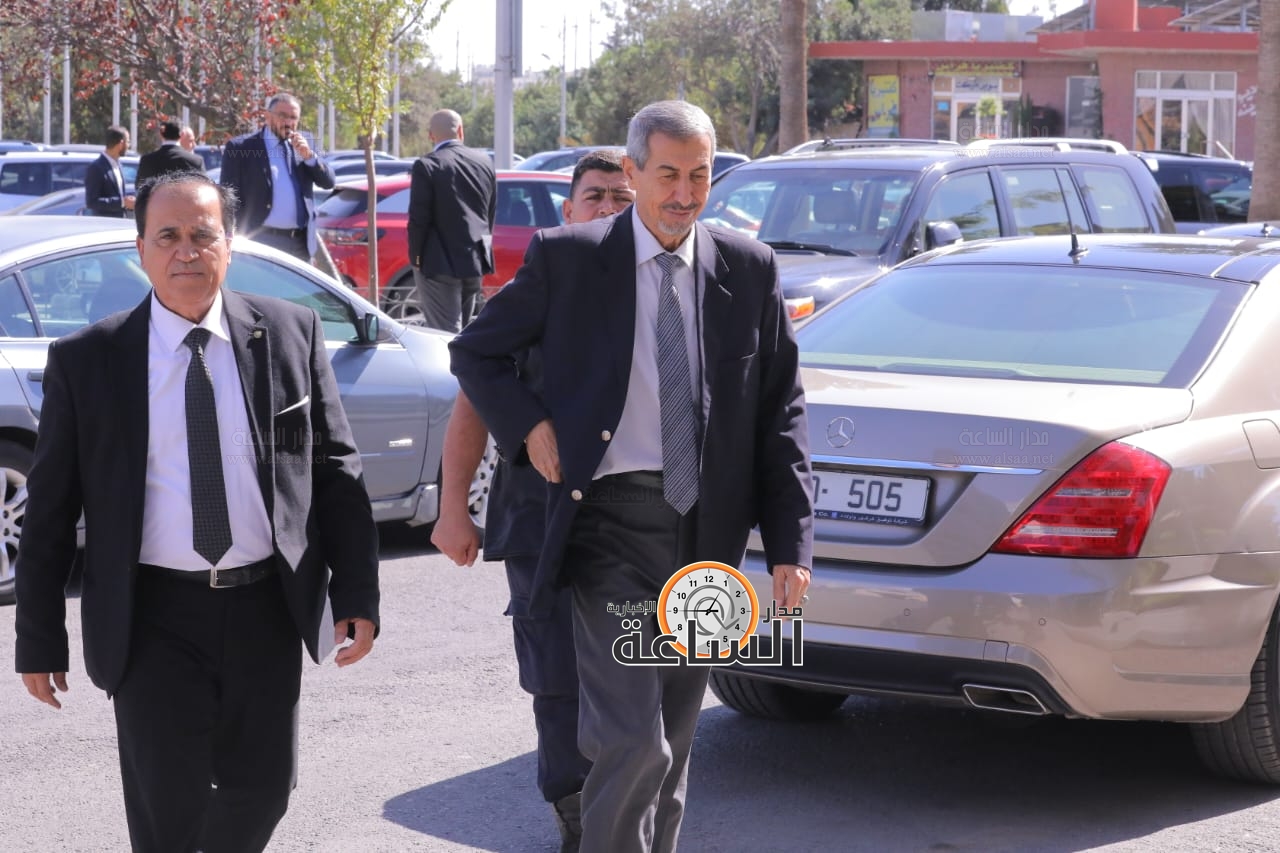 Madar Al-Saa Images 0.8121411041914557