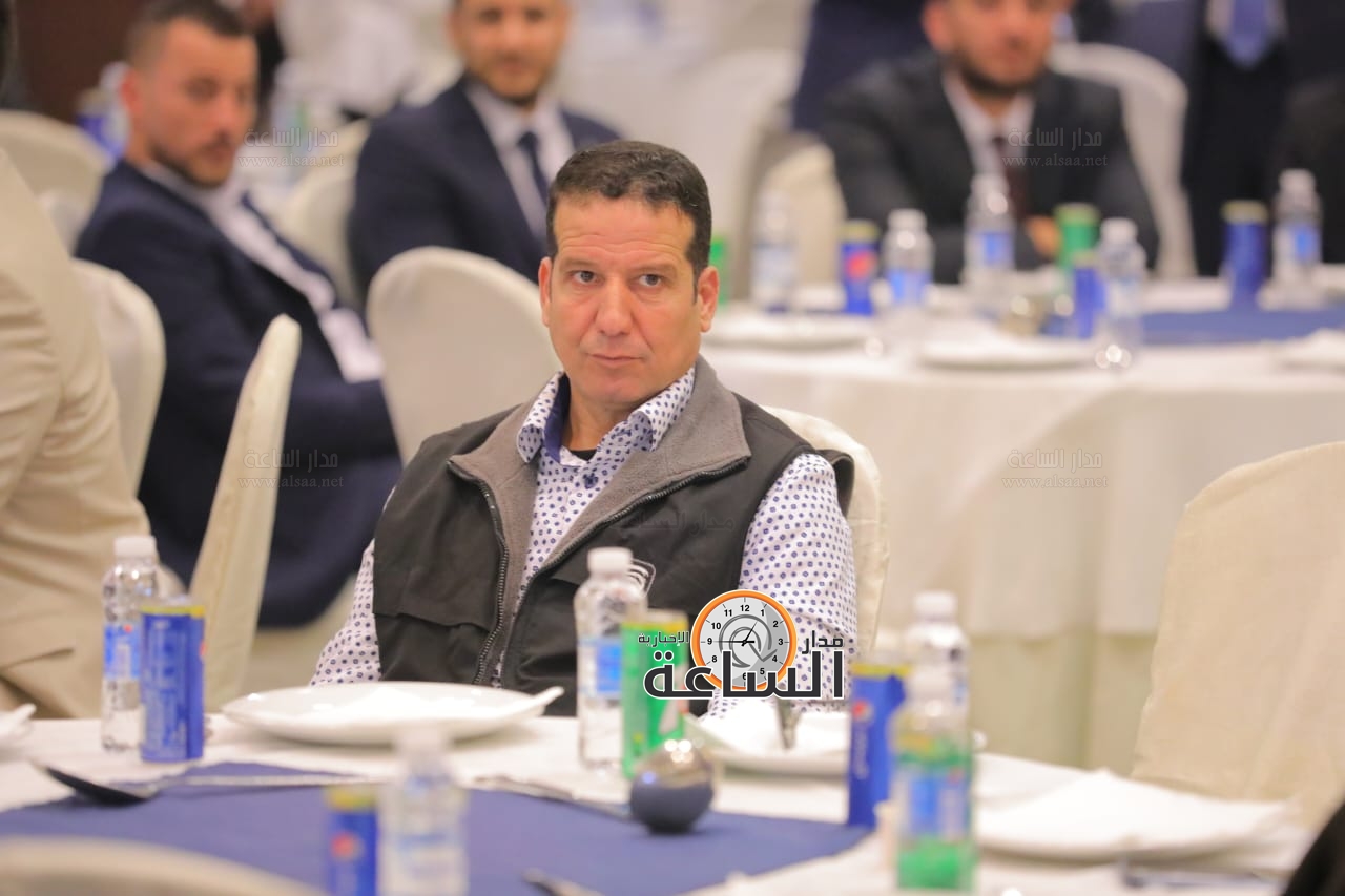 Madar Al-Saa Images 0.6780090719359253