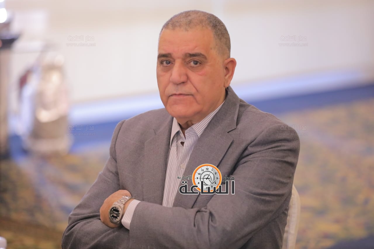 Madar Al-Saa Images 0.4290290427524752