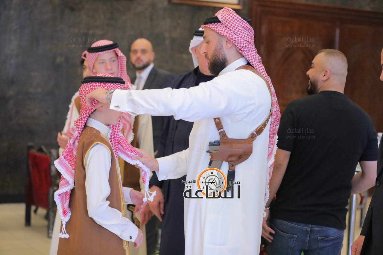 Madar Al-Saa Images 0.475945786840797