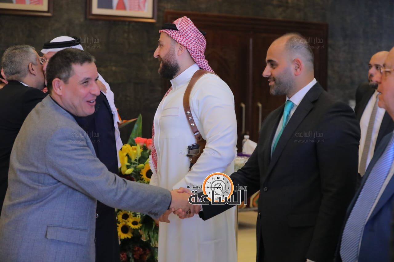 Madar Al-Saa Images 0.5830116874705318